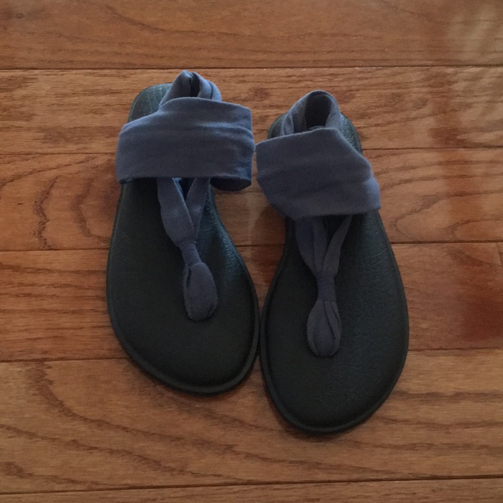 Sanuk sandals